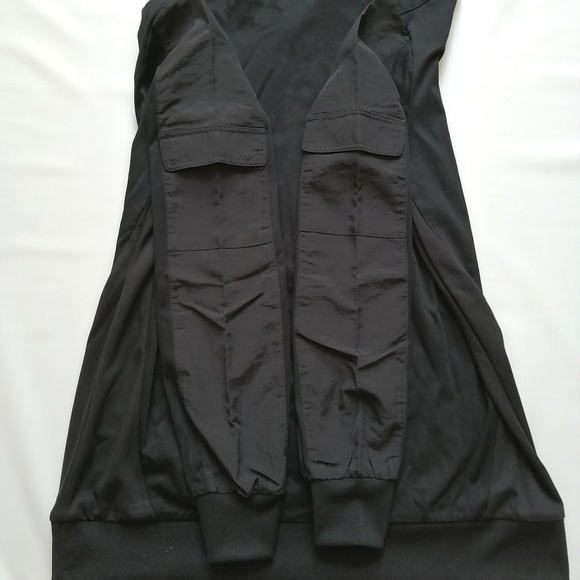 Blank Black Hoodie Small NWT - Picture 3 of 8